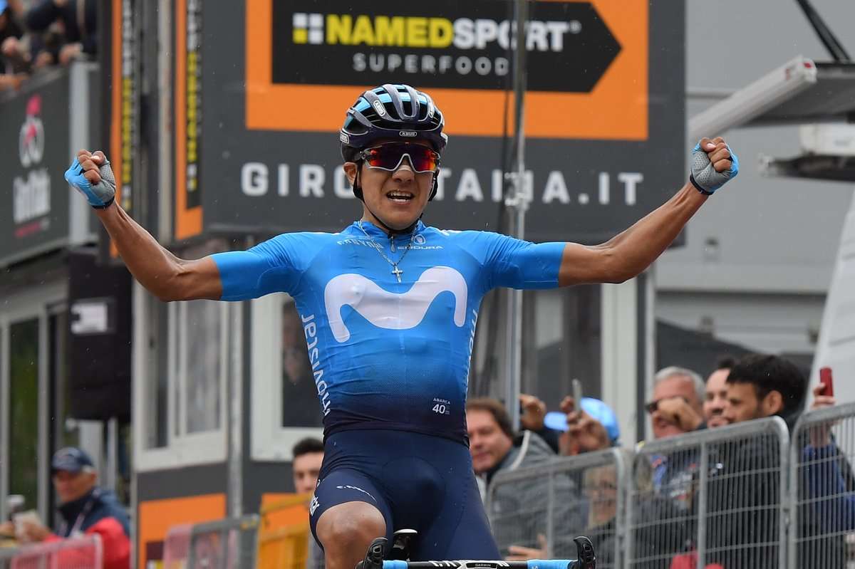 Richard Carapaz ganó la etapa 14 del Giro y es nuevo líder de la general