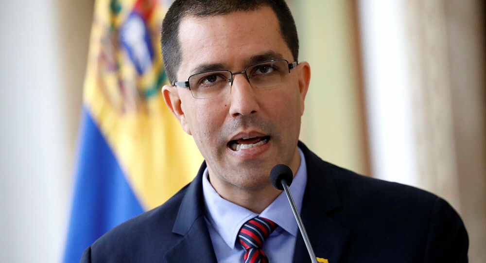 Gobierno de Maduro tildó de infame a Duque por supuestos misiles iraníes