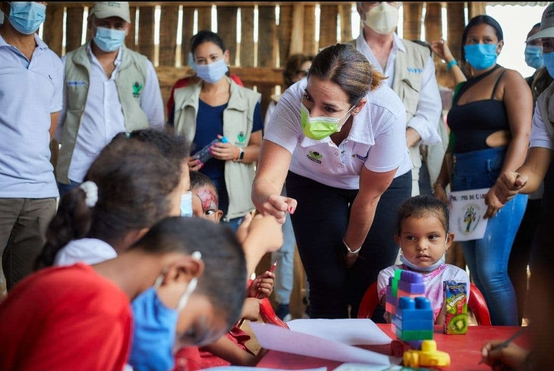 Directora del ICBF verificó acciones para prevenir la desnutrición en comunidad Embera Katío en Tierralta