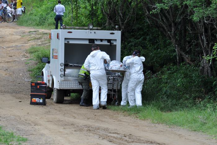 Hallan cadáver con impactos de bala en la vía Guasimal – Las Palomas