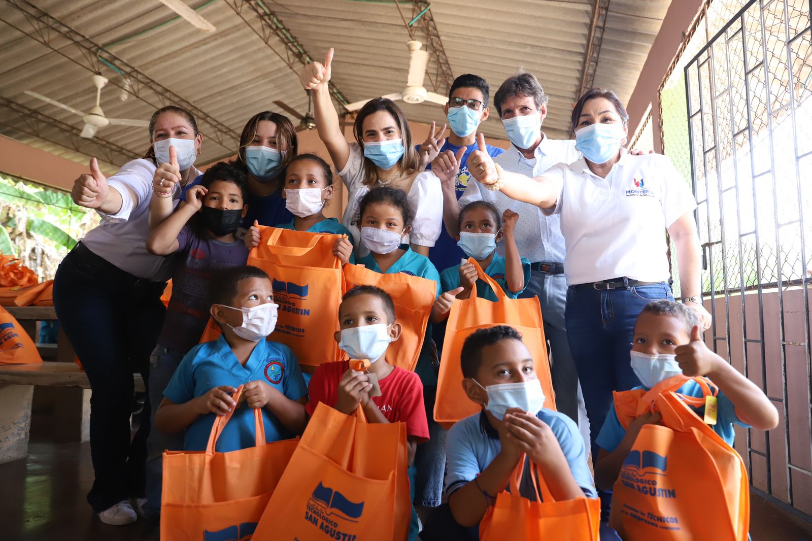 200 estudiantes de zona rural fueron beneficiados con kits escolares