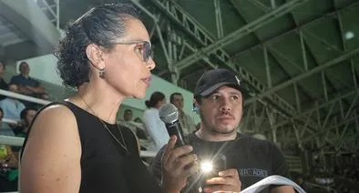 ¿Estaba borracha la ministra de Deporte dando su discurso en los Juegos Nacionales?