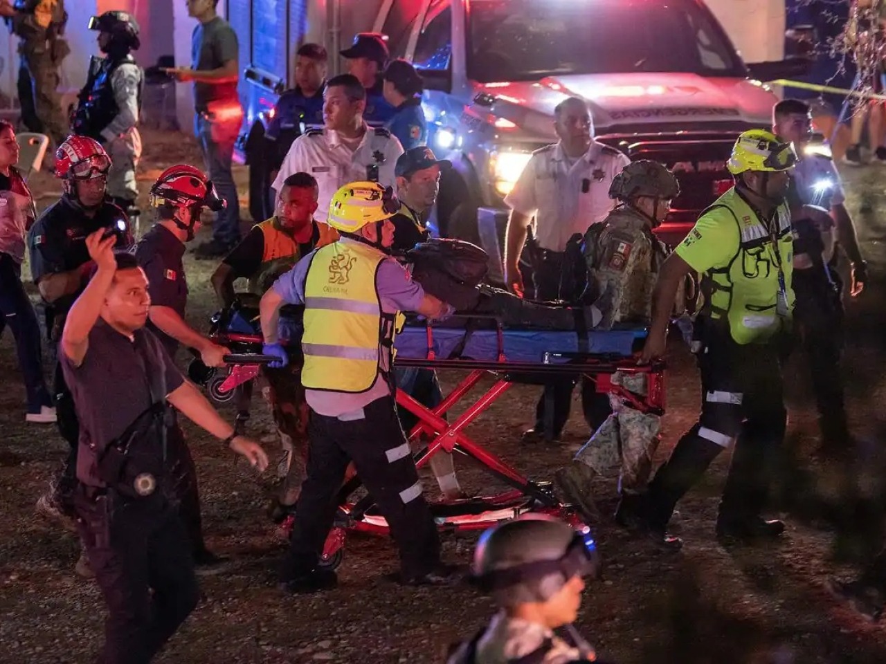 Tragedia en México: nueve muertos y 70 heridos dejó el colapso de una tarima en un evento político