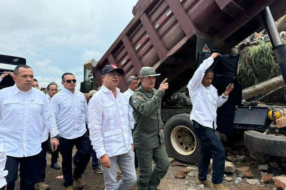 ¡Por fin, casi que no! Petro hace acto de presencia en el Cauca tras violentos ataques de las disidencias de las FARC