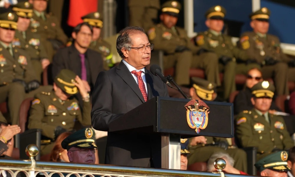 Petro dijo que antiguos ‘chuzadores’ quieren destruir su Gobierno ¿Se referirá a Uribe?