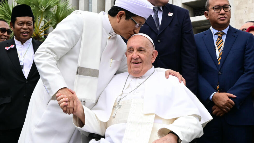 El Papa dice que hay familias que prefieren tener un gato o un perrito a un hijo ¿Tiene razón?