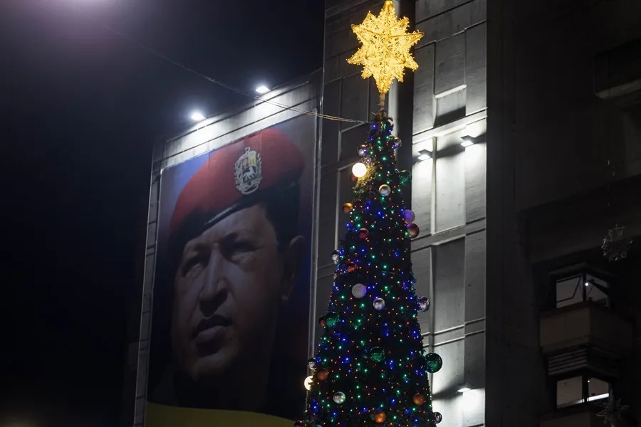 Tal y como lo prometió Maduro; llegó la navidad a Venezuela el 1 de octubre