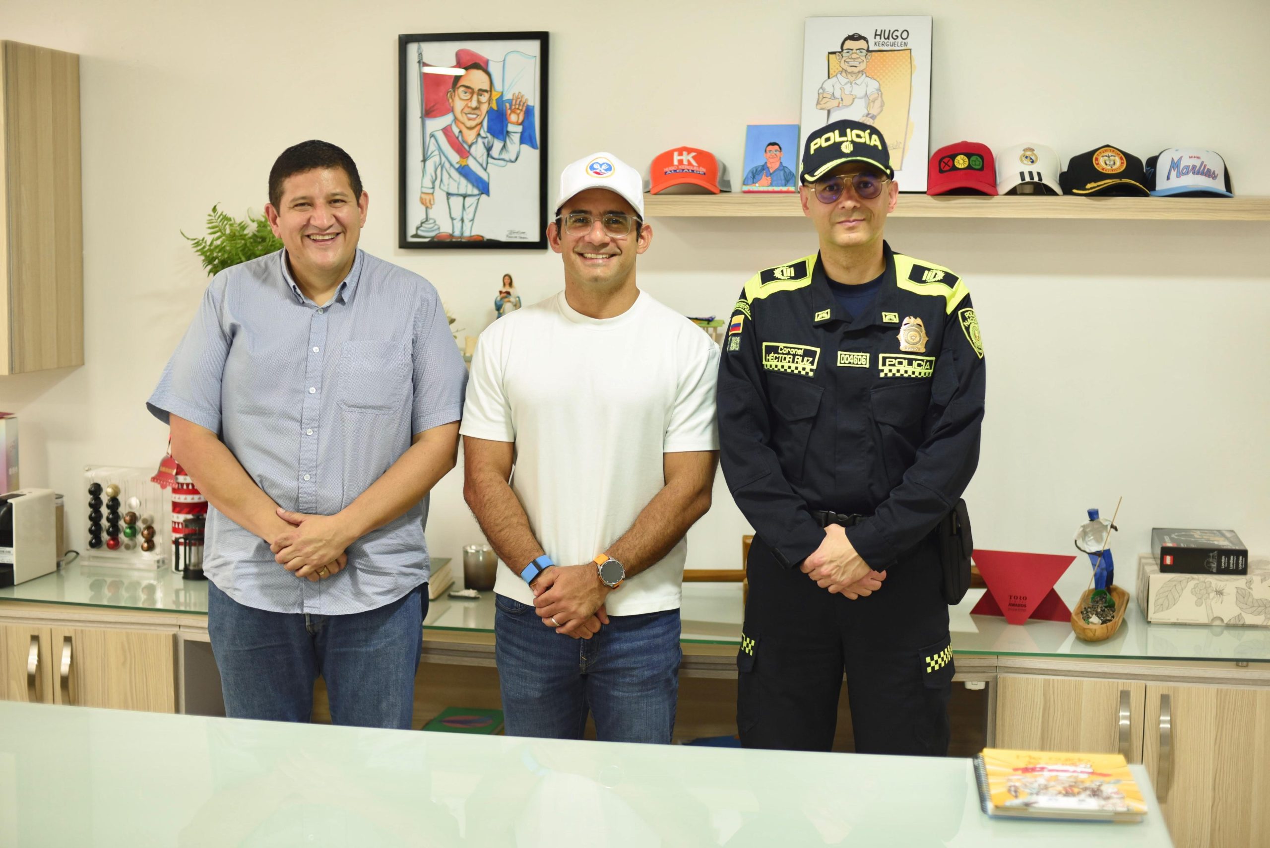 ¡Está más preparado que un yogur! El alcalde Hugo Kerguelén se reunió con el coronel Héctor Ruiz, nuevo comandante de la Policía Metropolitana de Montería