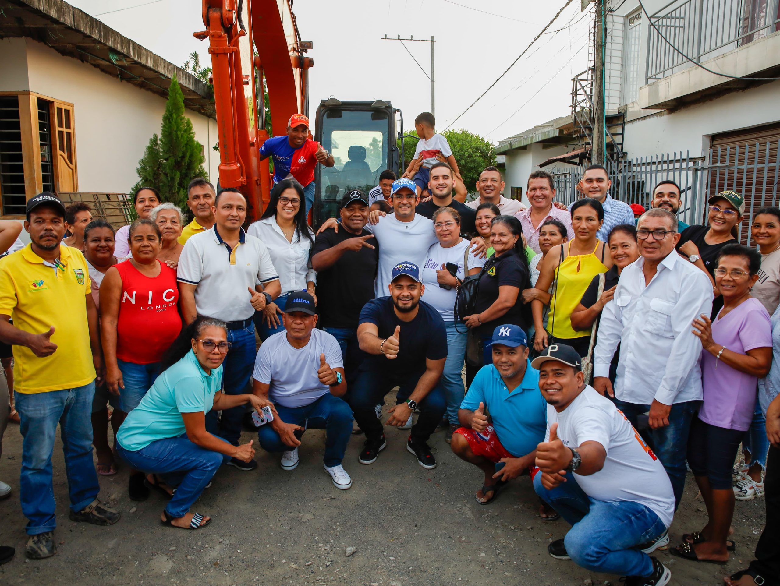 ¡Ya no más pies mojosos! En El Dorado, el alcalde Kerguelén puso la primera piedra para la pavimentación de la 15W